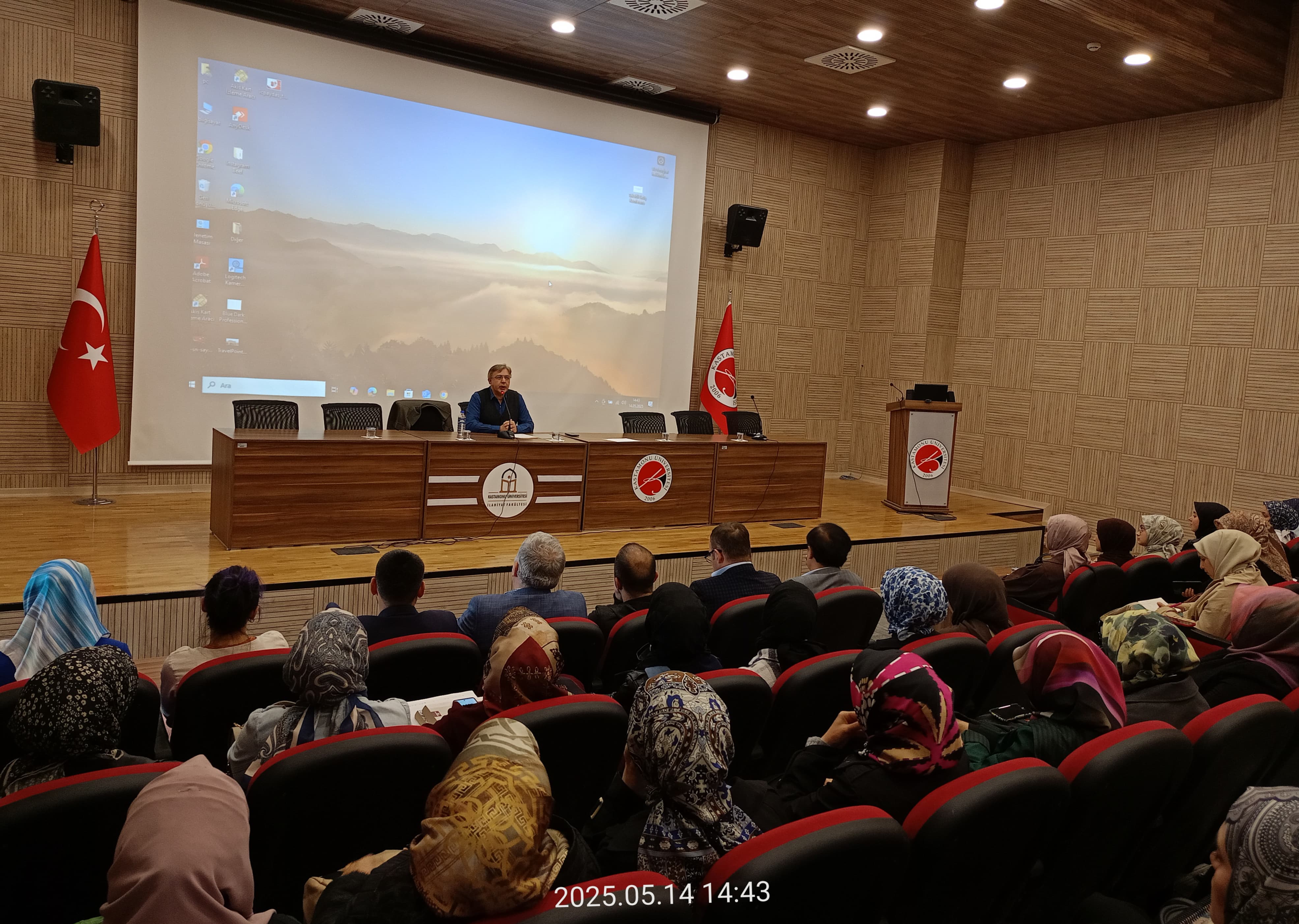 İslam Düşüncesinde Tartışma Gelenekleri Seminerde Ele Alındı