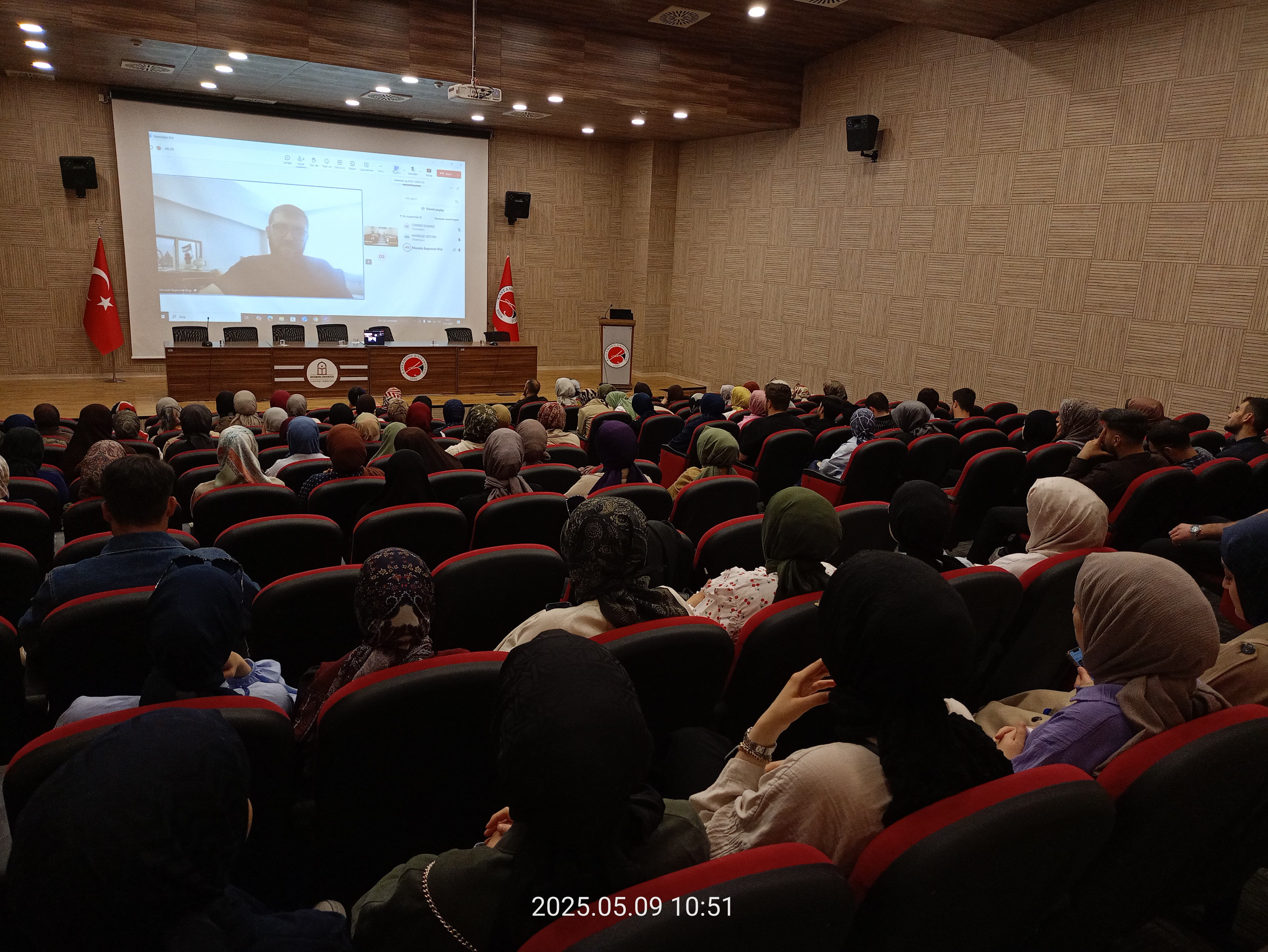 “Sessizliğin Dili” Konferansı Yoğun İlgi Gördü