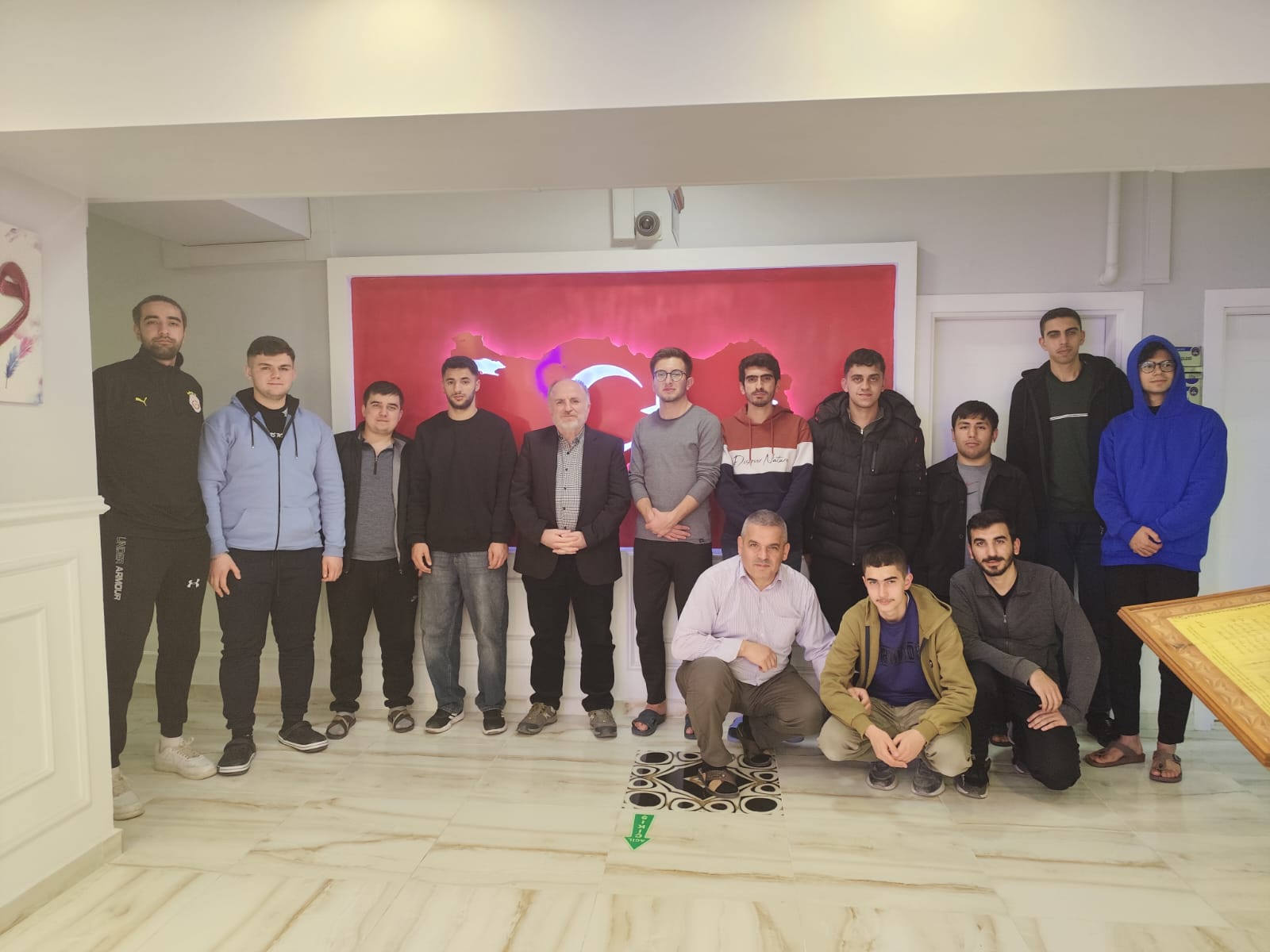 Prof. Dr. Temel Yeşilyurt’tan KYK Yurdunda Söyleşi