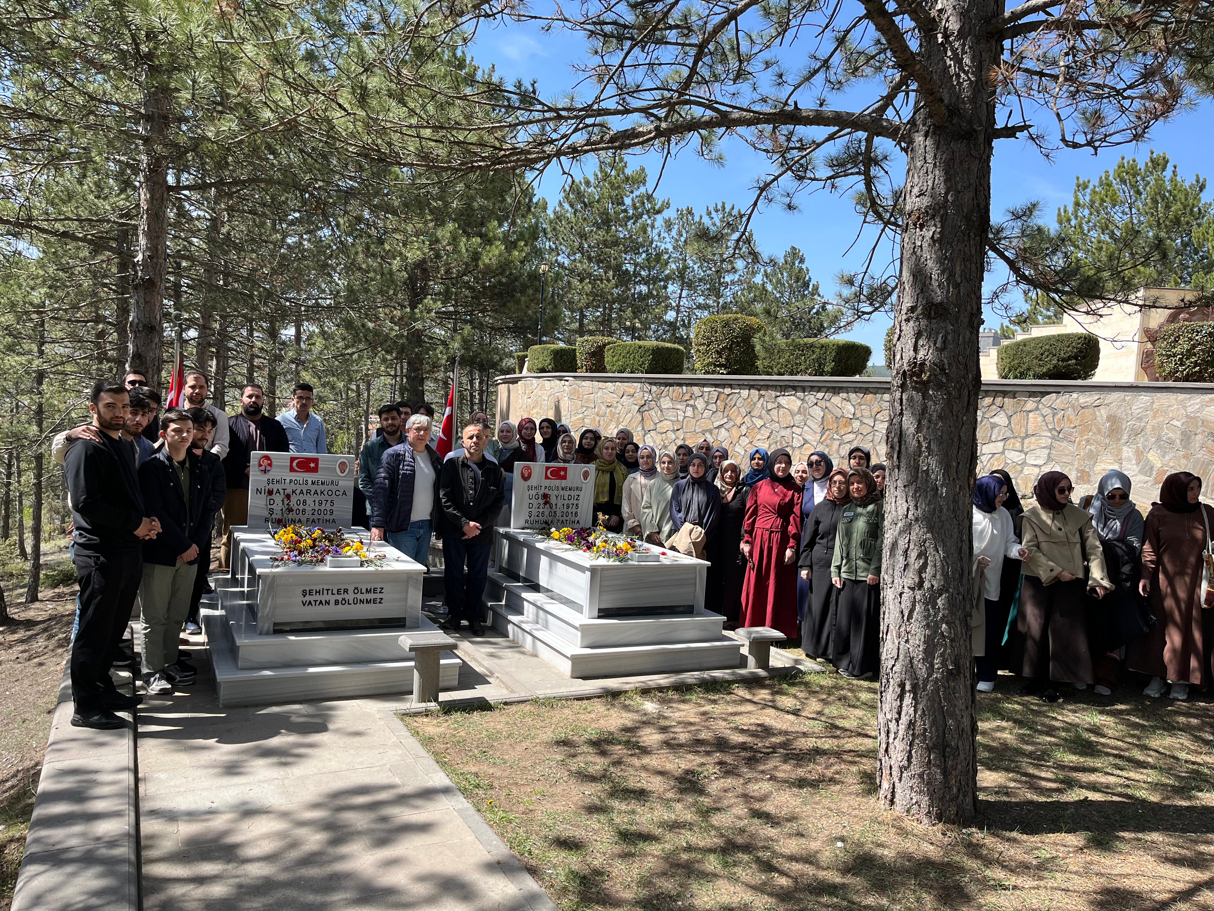 Şehitler Haftası Kapsamında Kastamonu Şehitliği Ziyareti Gerçekleştirildi